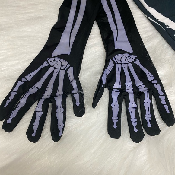 NWOT skeleton leggings and gloves - Picture 2 of 5
